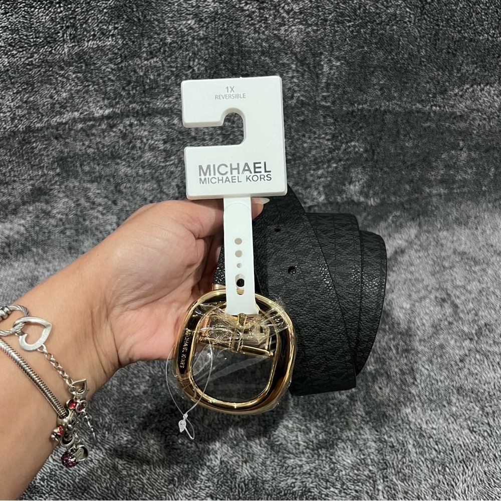 Michael Kors reversible leather belt women’s size 1X (51” long)